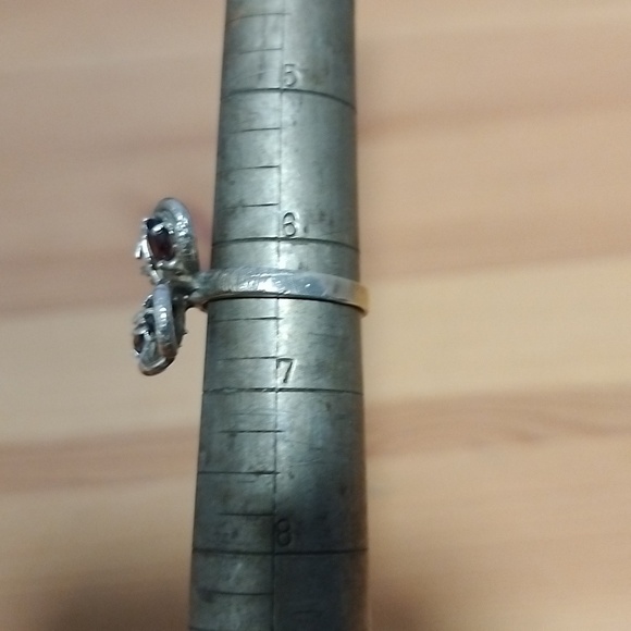 Vtg Butterfly and Garnet Sterling Silver Ring size 6 1/2 - Picture 8 of 10